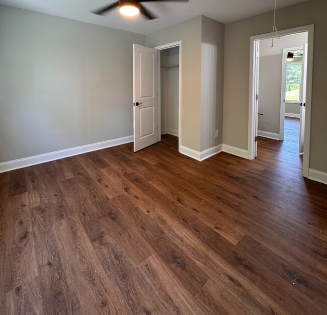 Building Photo - Spacious 5-Bedroom Greenville Home with 3.5 Baths, 2-Car Garage & Walkout Basement