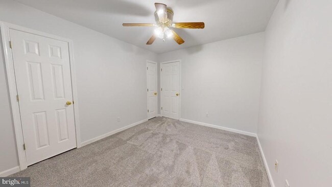 Building Photo - 9811 Fendale Ln