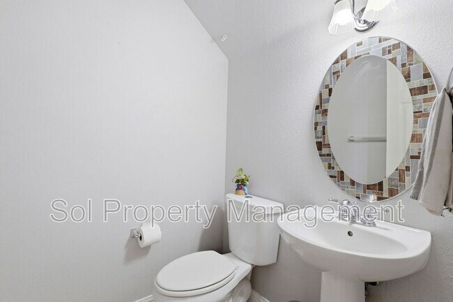 Building Photo - 58 Del Rio Ct