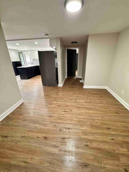 Building Photo - 15316 S Corbin St