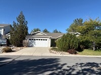 Building Photo - very nice 3 bedroom in North Valleys