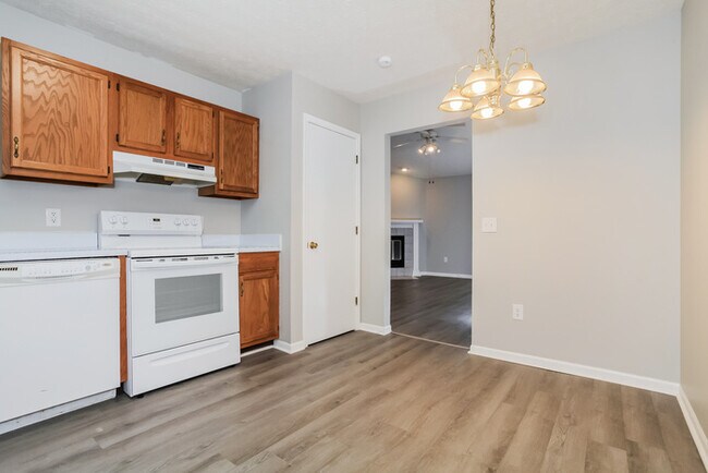 Building Photo - Adorable 3 Bedroom Ranch