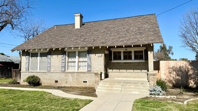 Building Photo - 130 E Malone St