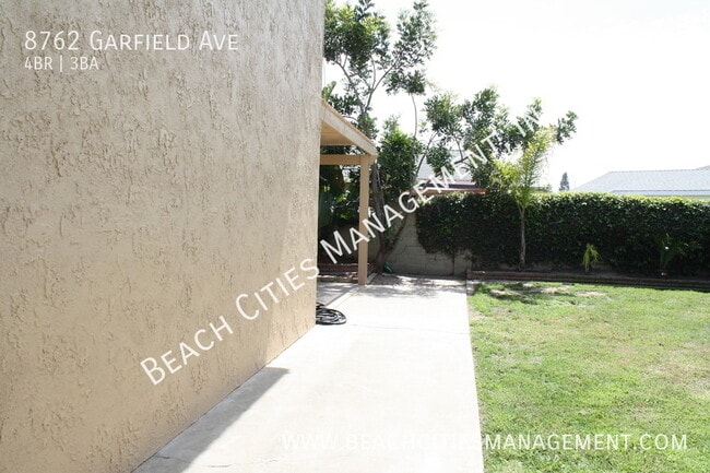 Building Photo - 8762 Garfield Ave