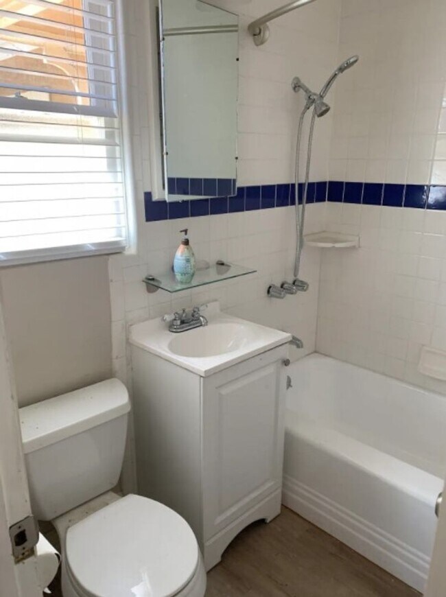 Building Photo - Old Town San Diego Unit