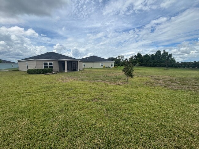Building Photo - Stunning 3 Bedroom 2 Bath, Great Location! (Freedom Crossing Preserve)