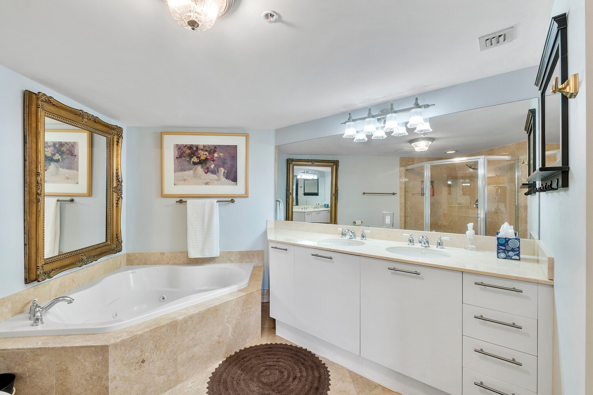 master bath - 2001 N Ocean Blvd