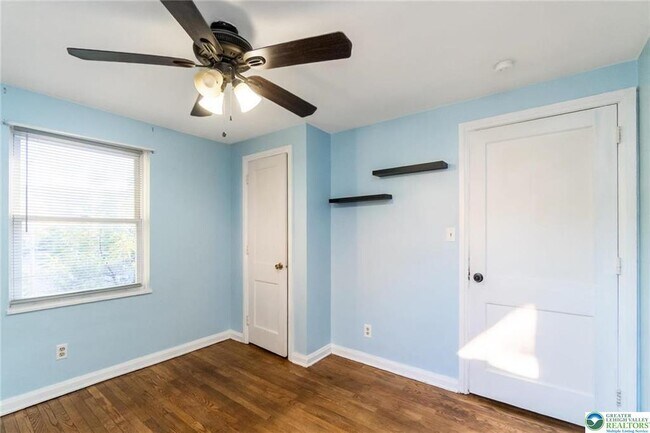 Building Photo - 240 Palmer St