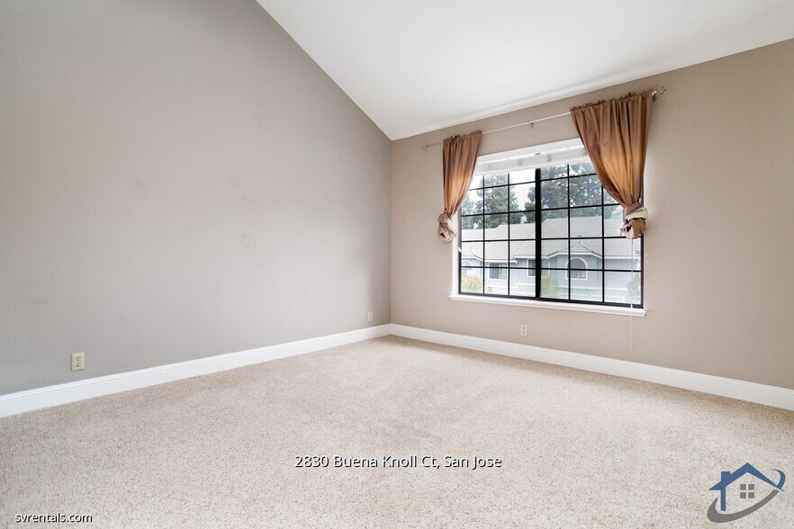 Building Photo - 2830 Buena Knoll Ct