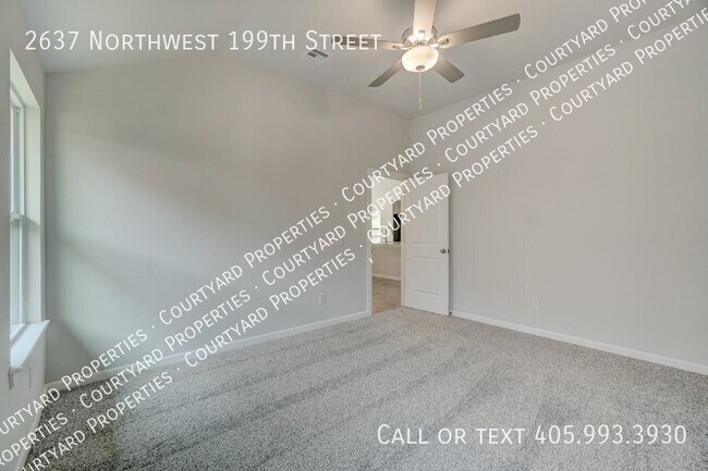 Building Photo - 2637 NW 199th St
