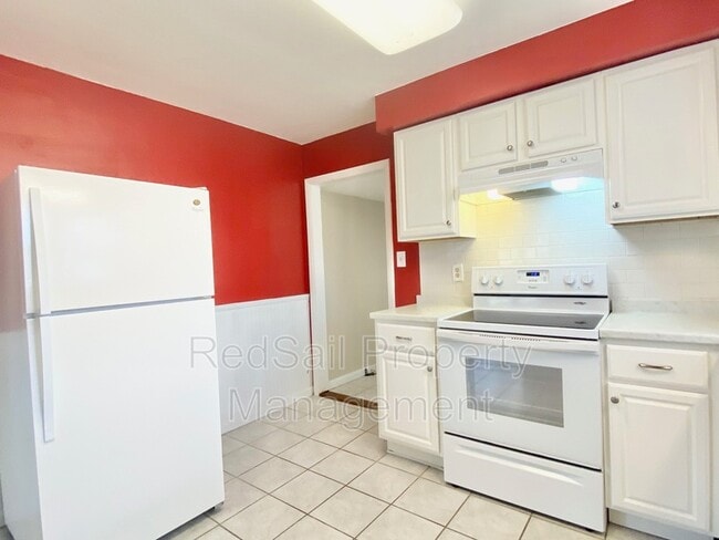 Building Photo - 17 Hoopes Rd