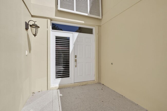 Building Photo - 259 Old Meadow Way