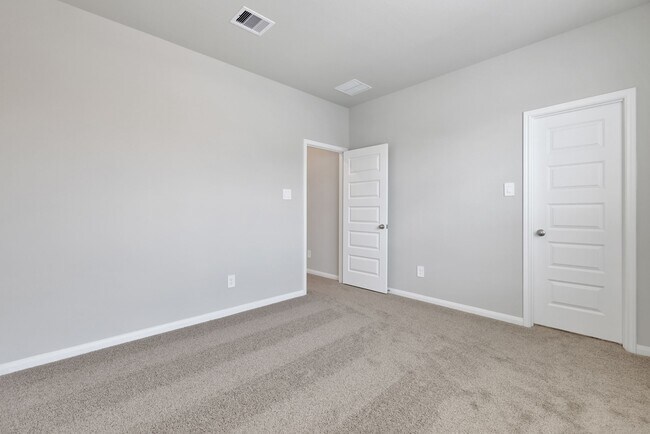 Building Photo - 3110 Millwork St