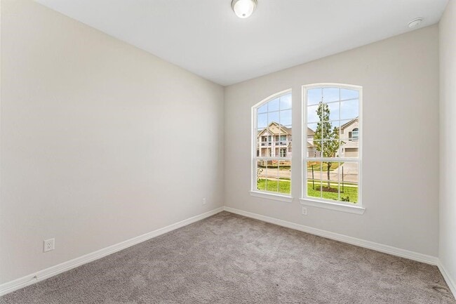 Building Photo - 2311 Jitterbug Ln