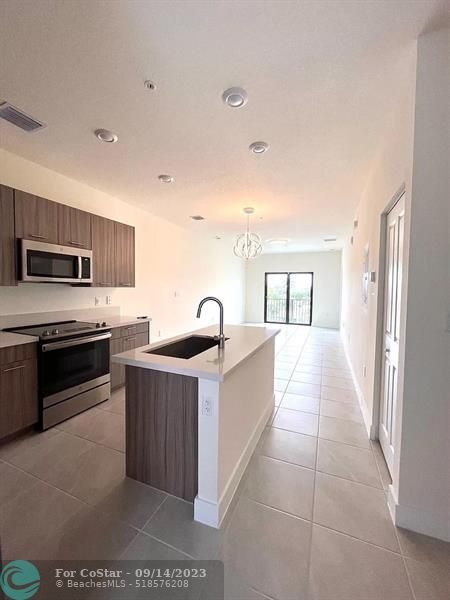 Building Photo - 8201 NW 41st St