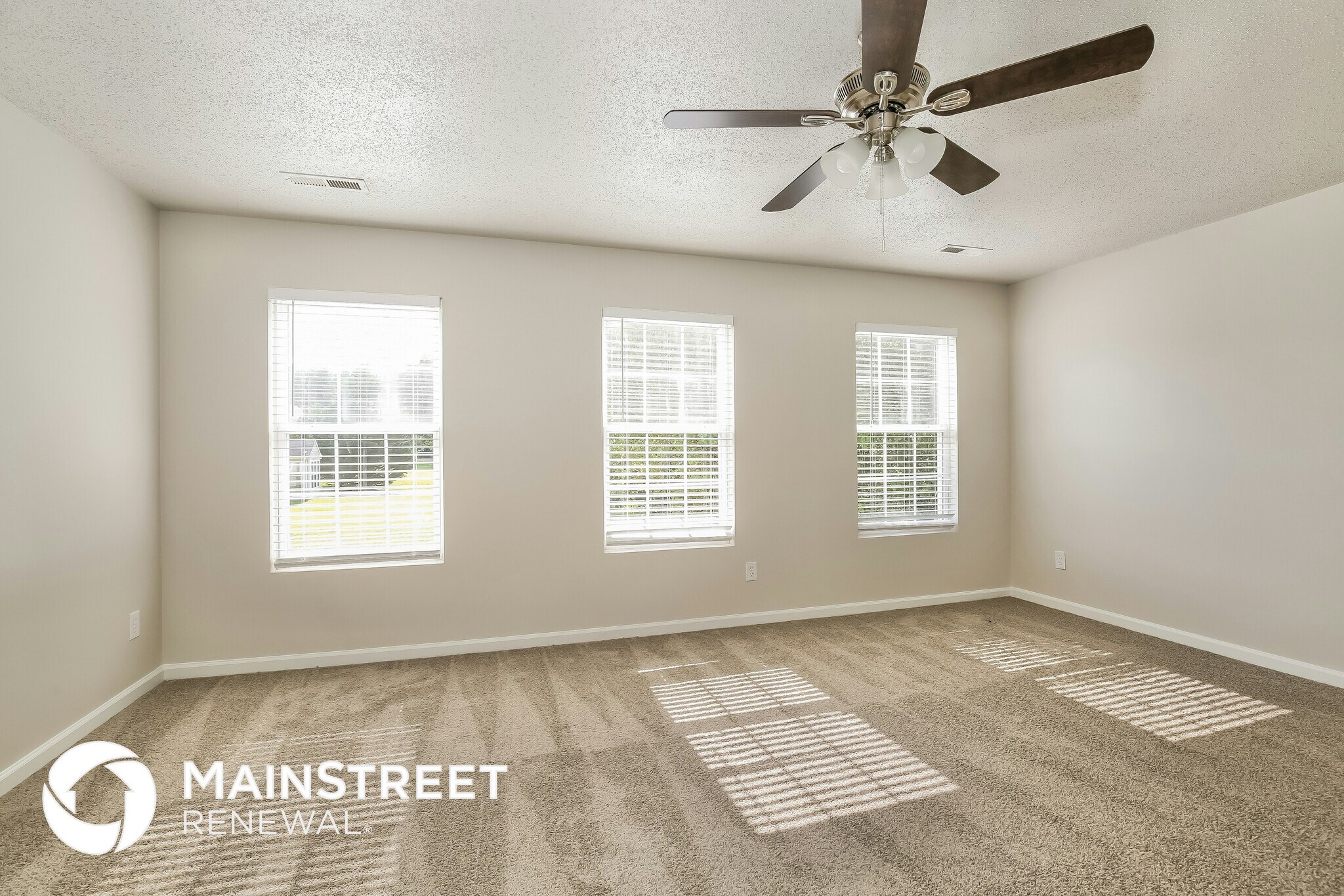 Building Photo - 2023 Gramercy Park Dr