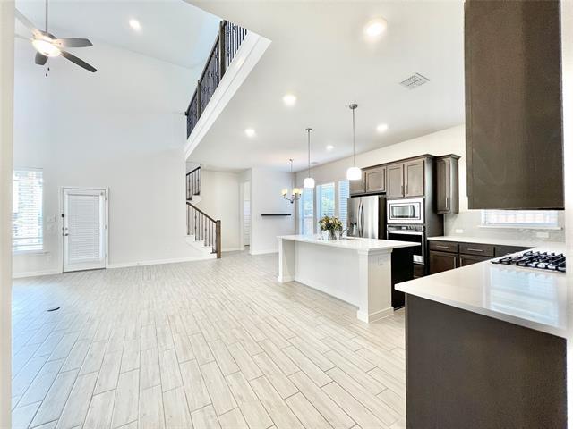 Building Photo - 991 Sprangletop St