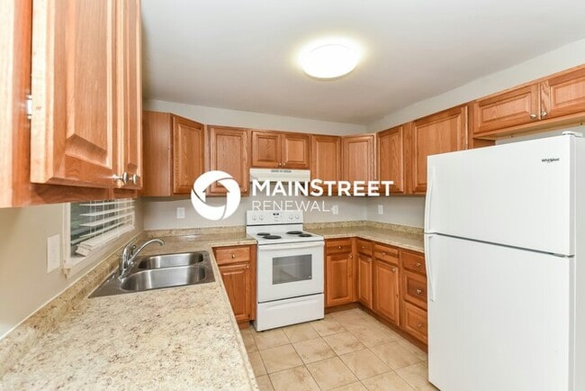 Building Photo - 5 Bedroom Pet-Friendly Home in Atlanta, GA with Main Street Renewal