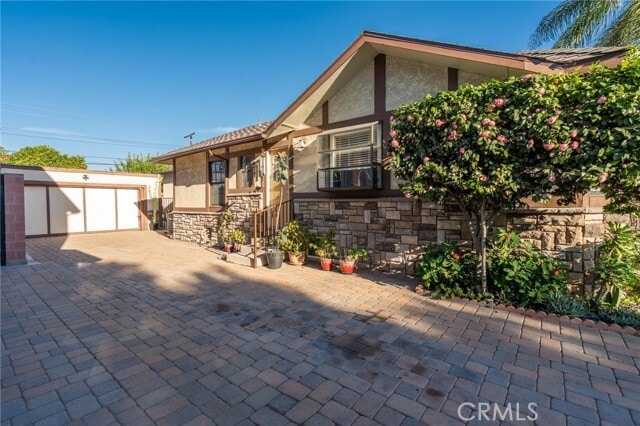 Building Photo - 8543 6th St