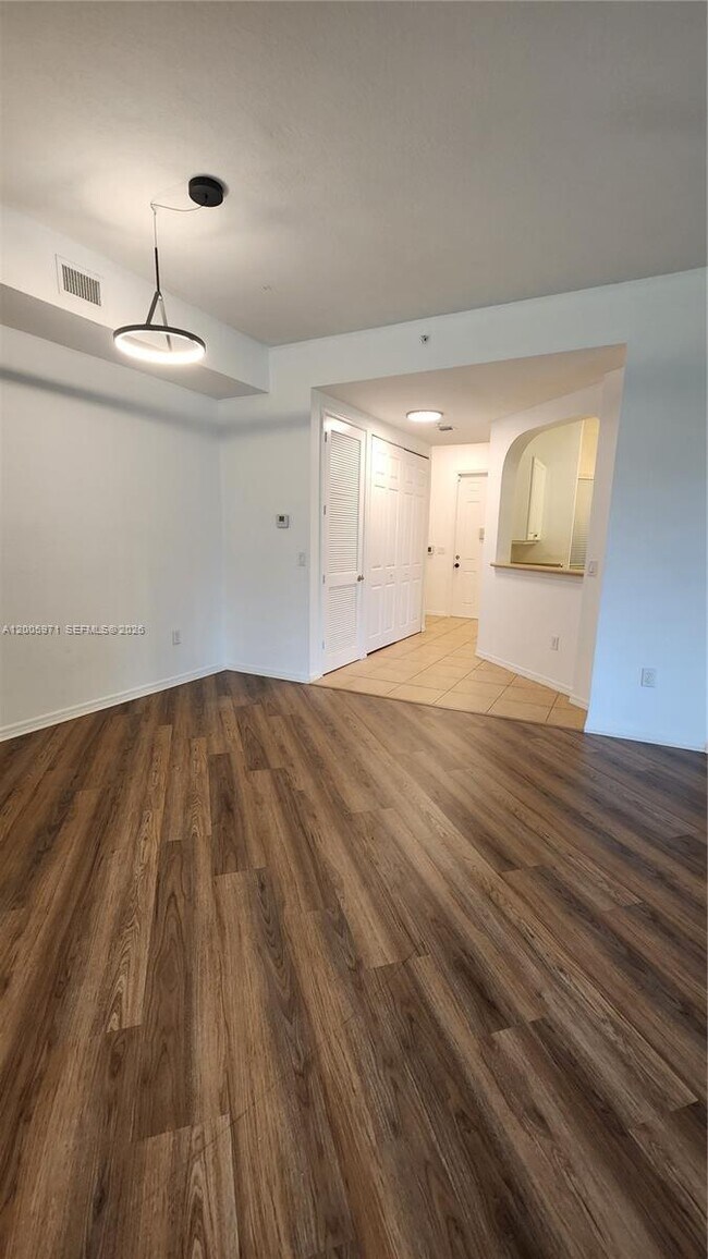 Building Photo - 3600 Oaks Clubhouse Dr