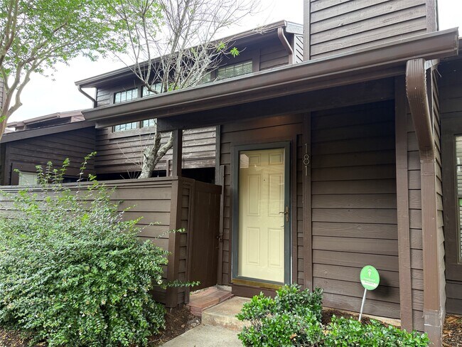 Building Photo - 2611 Grants Lake Blvd