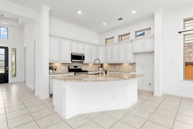 Building Photo - 28215 Whitmore Bend Dr