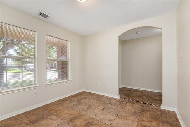 Building Photo - 6023 Barany Ct