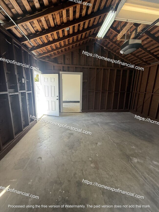 Building Photo - Nice Home For Rent