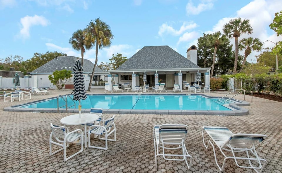 Building Photo - 4219 Sheldon Pl