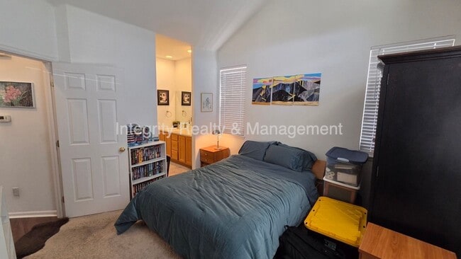 Building Photo - 1261 Carlyle Park Cir