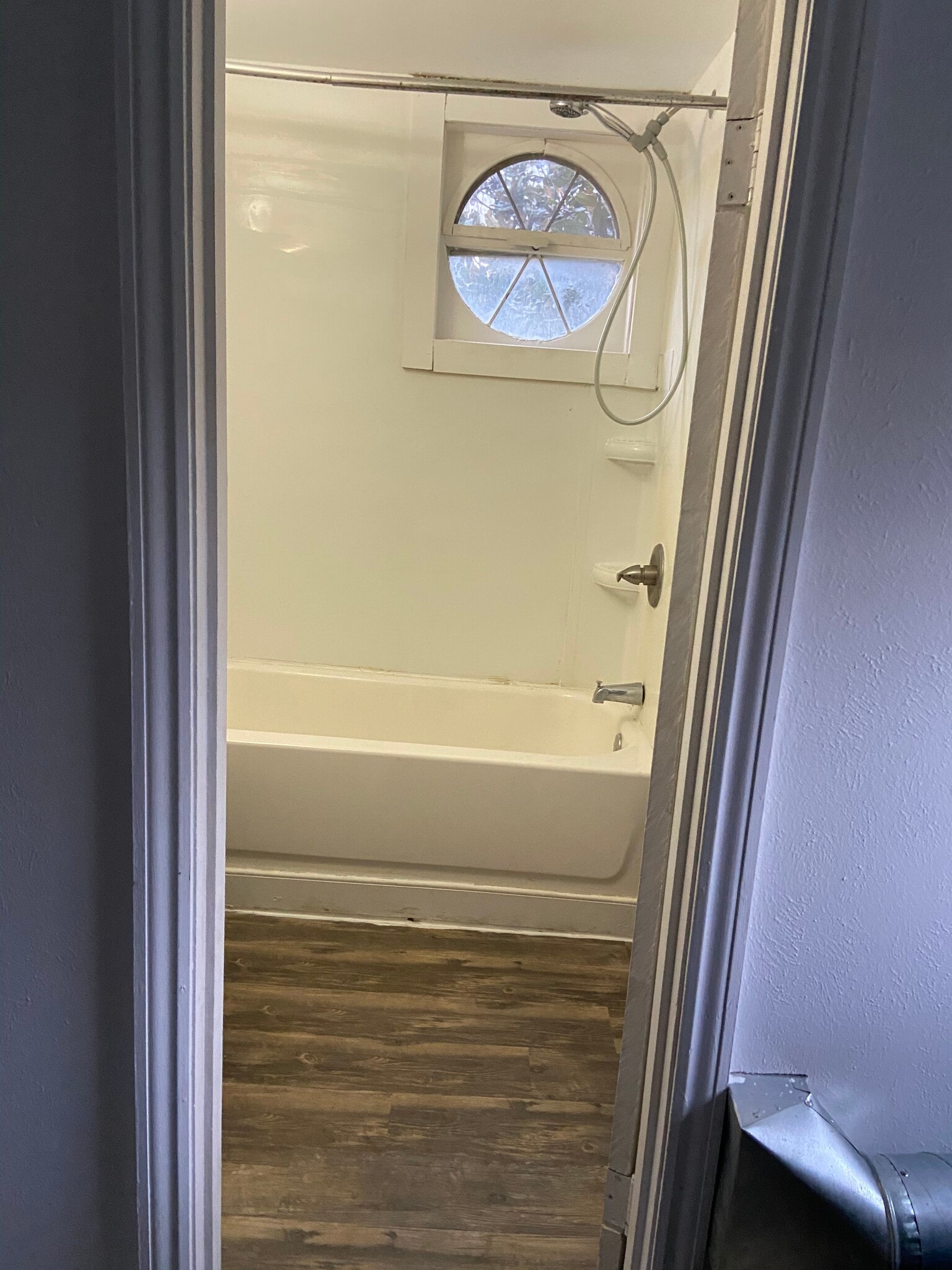 Building Photo - 146 E State St