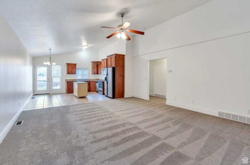 Building Photo - 1145 E 200 S