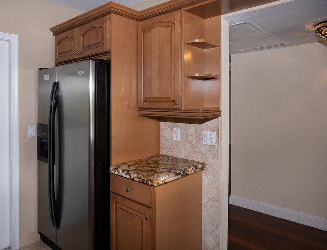 Building Photo - 3049 N Course Ln