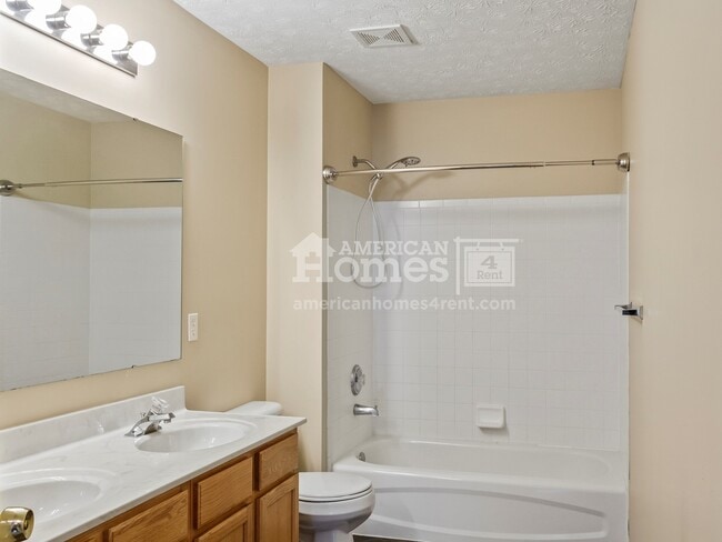 Building Photo - 500 Park Place