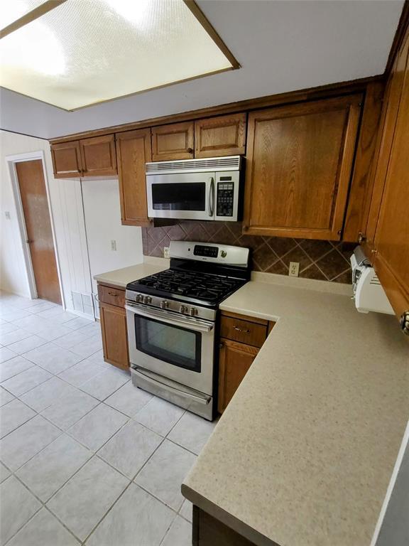 Building Photo - 4207 Las Palmas Dr