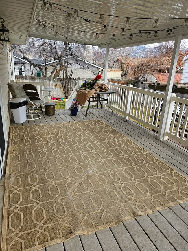 Building Photo - 837 W 30 S St