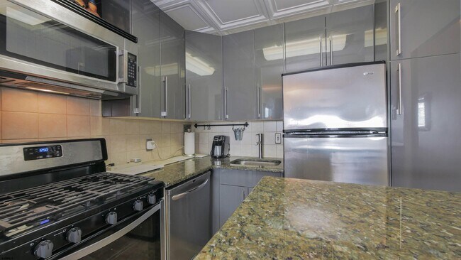 Building Photo - 9400 Atlantic Ave