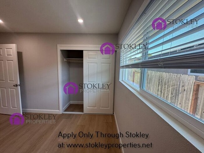 Building Photo - 6346 Escallonia Dr