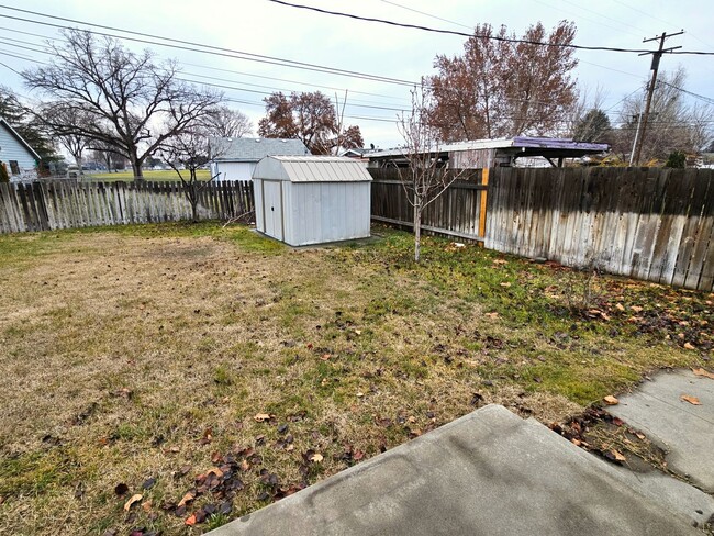 Building Photo - Cozy 3-Bedroom in Central Richland