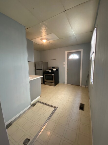 Building Photo - 1202 Park Wild Ave