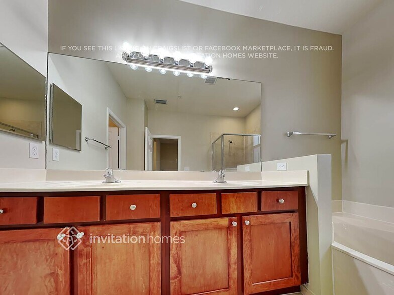 Building Photo - 4658 Acadian Trail