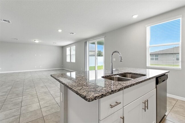 Building Photo - 452 Patricia Alford Dr