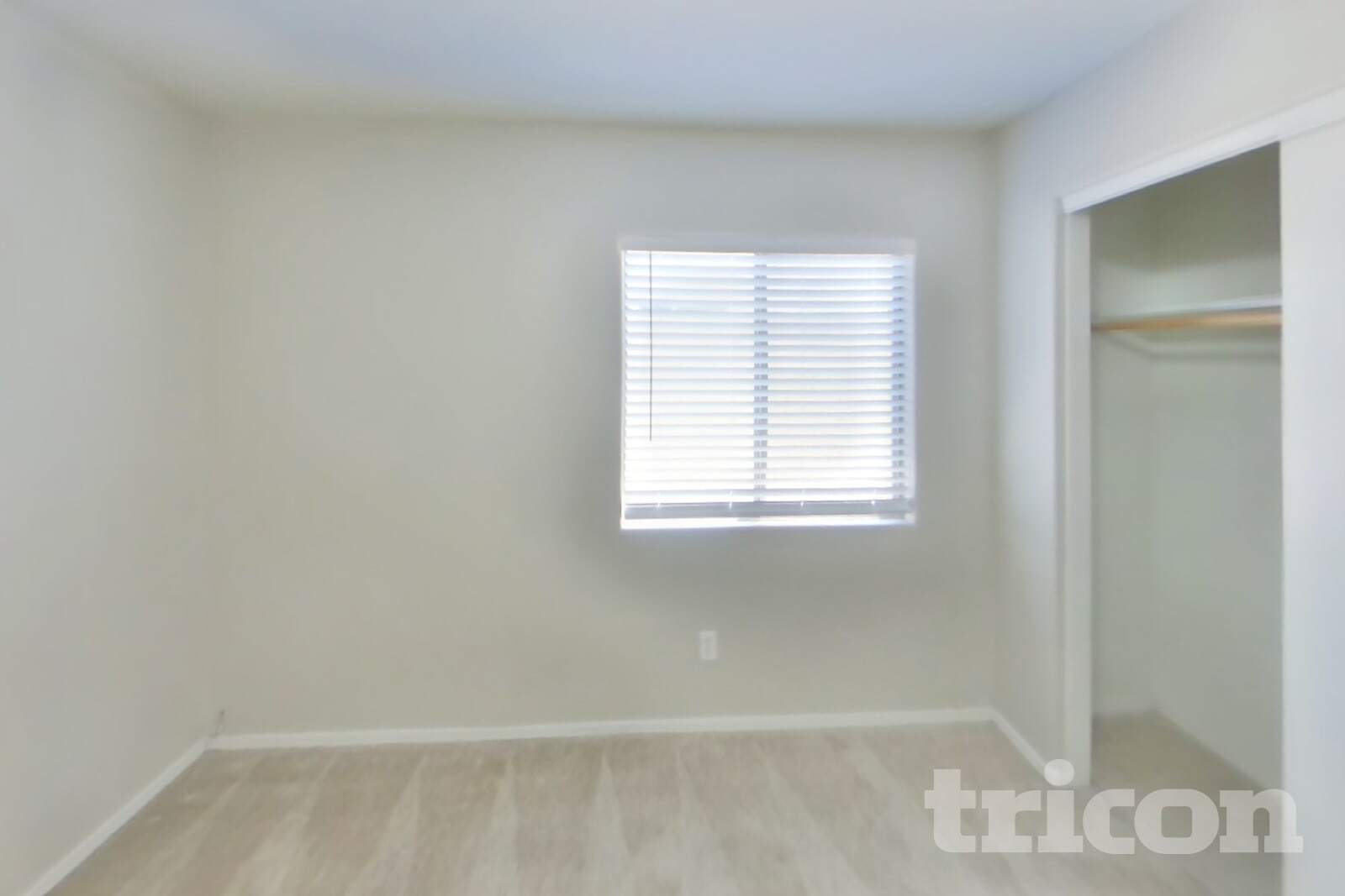 Building Photo - 8529 W Hughes Dr