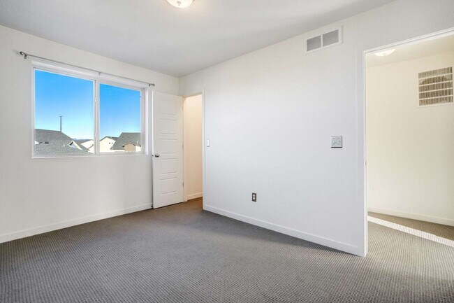 Building Photo - New Interior Paint! Shorter Lease Terms Available! 3 Bedroom Home in Banning Lewis Ranch