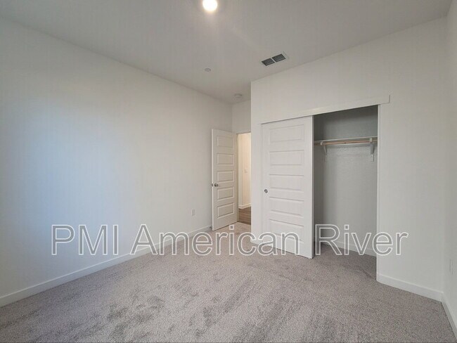 Building Photo - 9013 Allegretto Wy