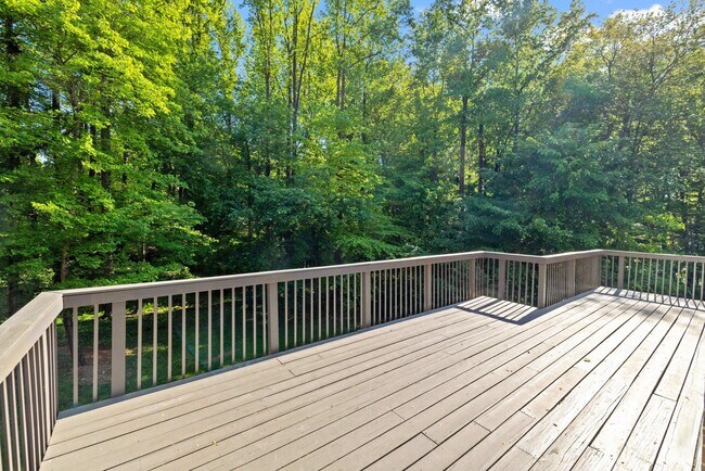 Building Photo - 6609 Heidi Ct