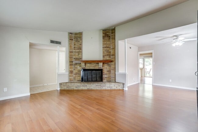 Building Photo - 5316 N Colony Blvd