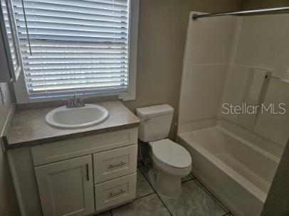 Building Photo - 520 15th St N