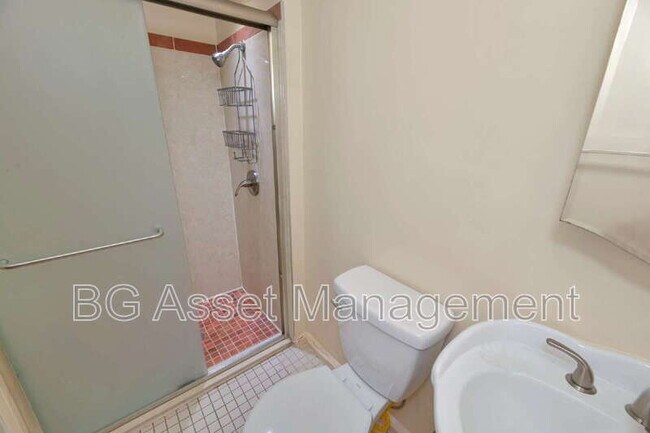 Building Photo - 6606 Aqua Vista Ct