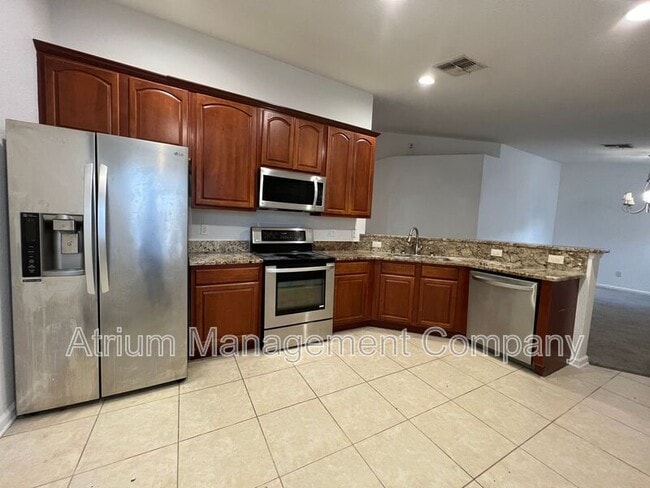 Building Photo - 651 Allerton Way